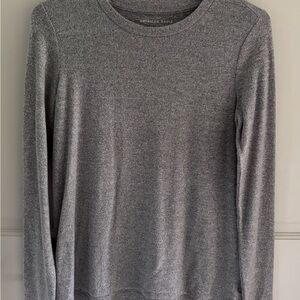 American Eagle Heathered Gray Knit Top